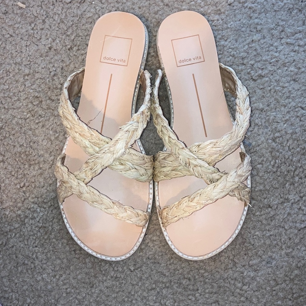 Dolce vita Nebi sandals brand new